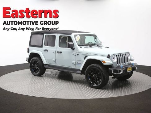 Used 2023 Jeep Wrangler Unlimited Sahara w/ Cold Weather Group AWD/4WD image 48