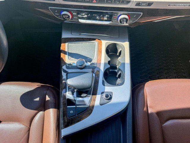 Used 2019 Audi Q7 2.0T Premium Plus w/ Premium Plus Package AWD/4WD image 14