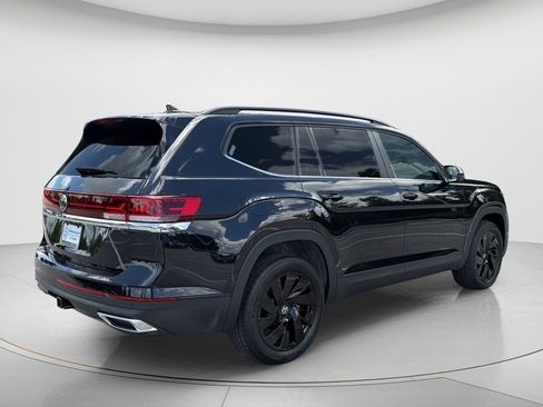 New 2026 Volkswagen Atlas SE FWD image 7