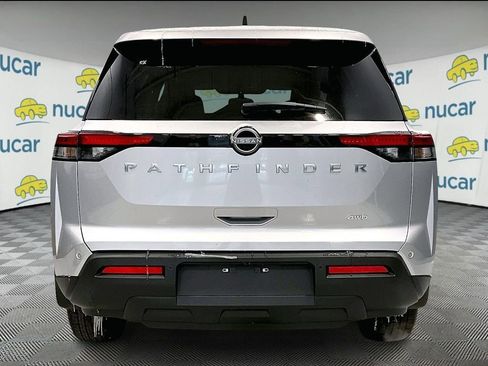 New 2025 Nissan Pathfinder S image 4