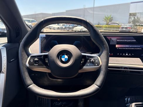 Used 2026 BMW iX xDrive45 AWD/4WD image 18