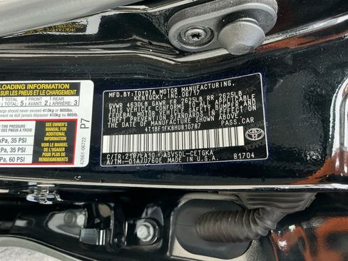 Used 2017 Toyota Camry XLE w/ Moonroof Package image 38