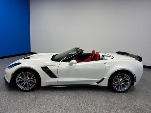 Used 2016 Chevrolet Corvette Z06 w/ 3LZ Preferred Equipment Group RWD image 5