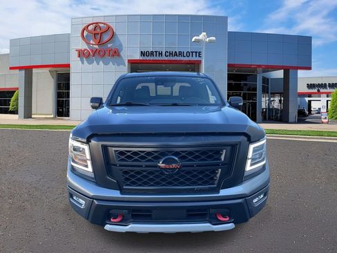 Used 2020 Nissan Titan PRO-4X w/ Pro-4x Convenience Package image 5