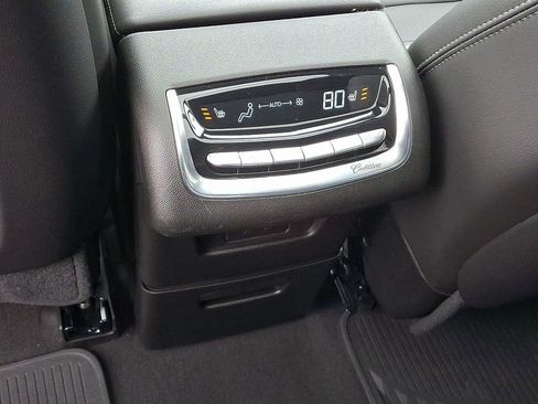 Certified 2025 Cadillac XT6 Premium Luxury w/ Technology Package image 12