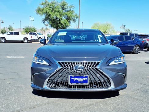 Used 2023 Lexus ES 250 w/ Premium Package AWD/4WD image 2