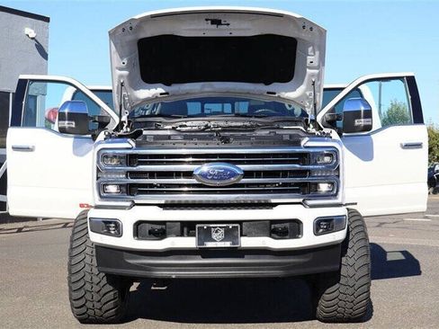 Used 2025 Ford F350 Platinum w/ Platinum Plus Package AWD/4WD image 44