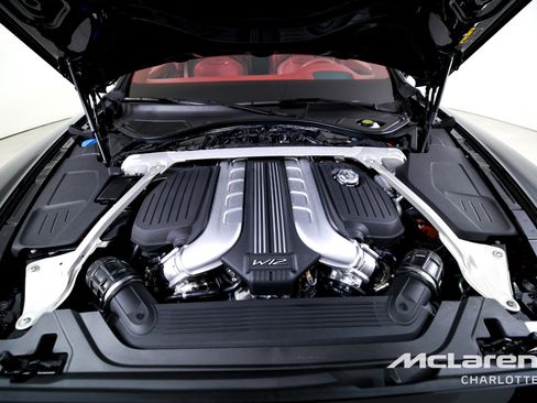 Used 2023 Bentley Flying Spur W12 image 38