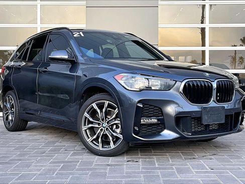 Used 2021 BMW X1 sDrive28i w/ M Sport Package image 3