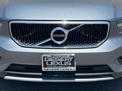 Used 2019 Volvo XC40 T5 Momentum AWD/4WD image 4
