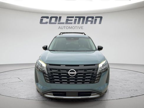 New 2026 Nissan Pathfinder SL AWD/4WD image 2