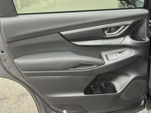 Certified 2024 Subaru Ascent Premium w/ Convenience Package image 21