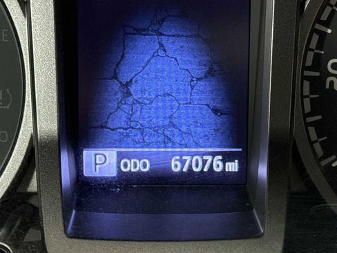 Used 2020 Toyota Tacoma TRD Off-Road image 17