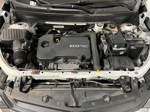 Used 2021 Chevrolet Equinox LT image 13