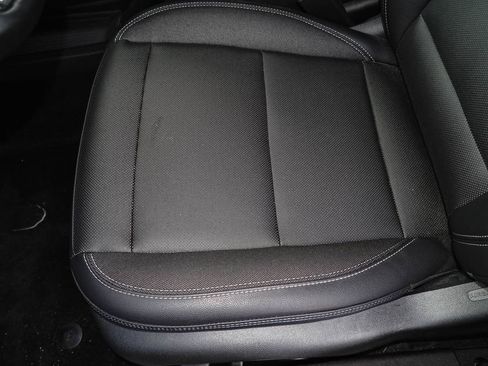 Used 2025 Chevrolet Equinox EV LT w/ Convenience Package FWD image 16