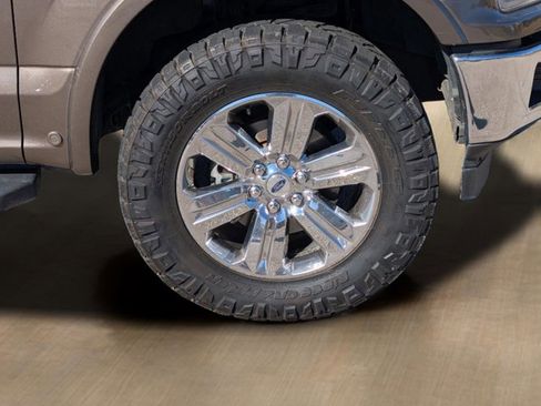 Used 2020 Ford F150 Lariat w/ Equipment Group 502A Luxury image 6