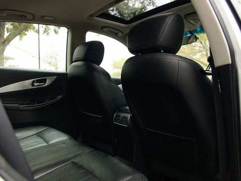 Used 2017 INFINITI QX50 2WD image 24