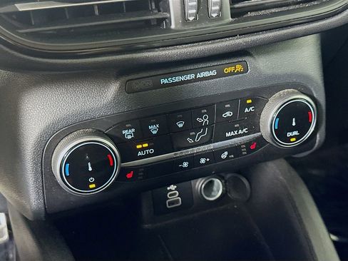 Used 2024 Ford Escape ST-Line image 27