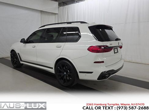Used 2020 BMW X7 M50i w/ Dynamic Handling Package AWD/4WD image 8