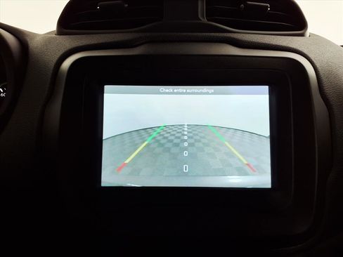 Used 2020 Jeep Renegade Altitude image 19