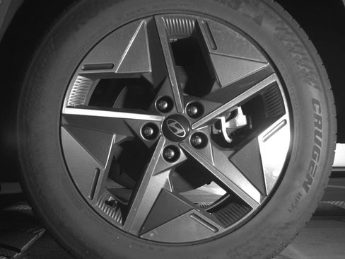 Used 2025 Hyundai Tucson SEL image 14