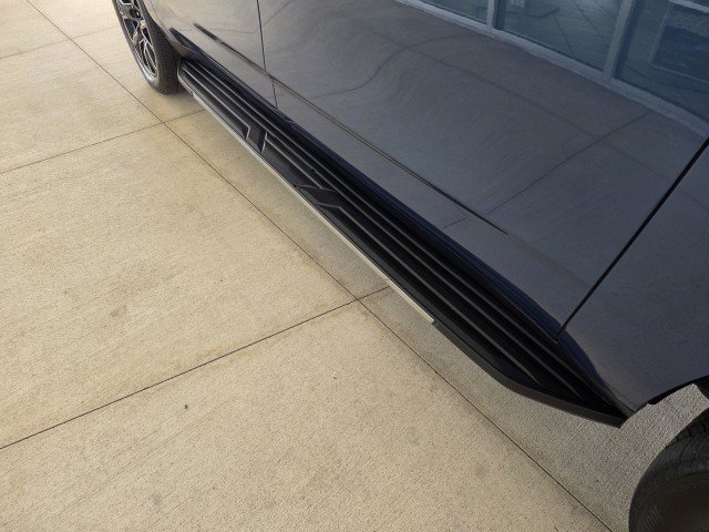 Used 2025 Chevrolet Suburban LS AWD/4WD image 21