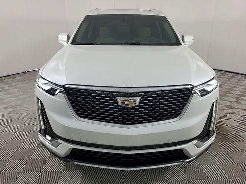 Used 2021 Cadillac XT6 Premium Luxury image 3