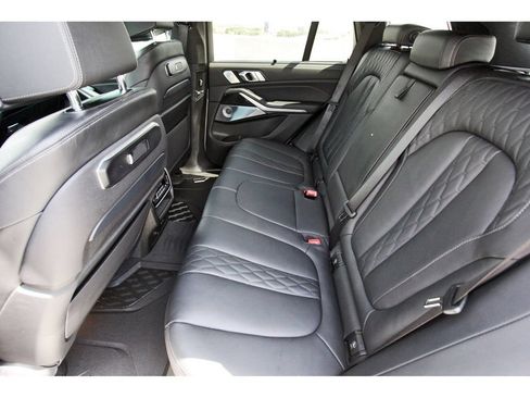 Used 2025 BMW X5 M60i AWD/4WD image 7