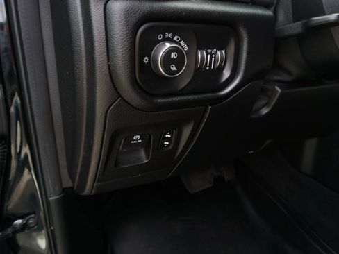 Used 2020 RAM 1500 Laramie AWD/4WD image 14