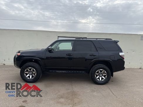 Used 2021 Toyota 4Runner TRD Off-Road Premium w/ Moonroof Package AWD/4WD image 8