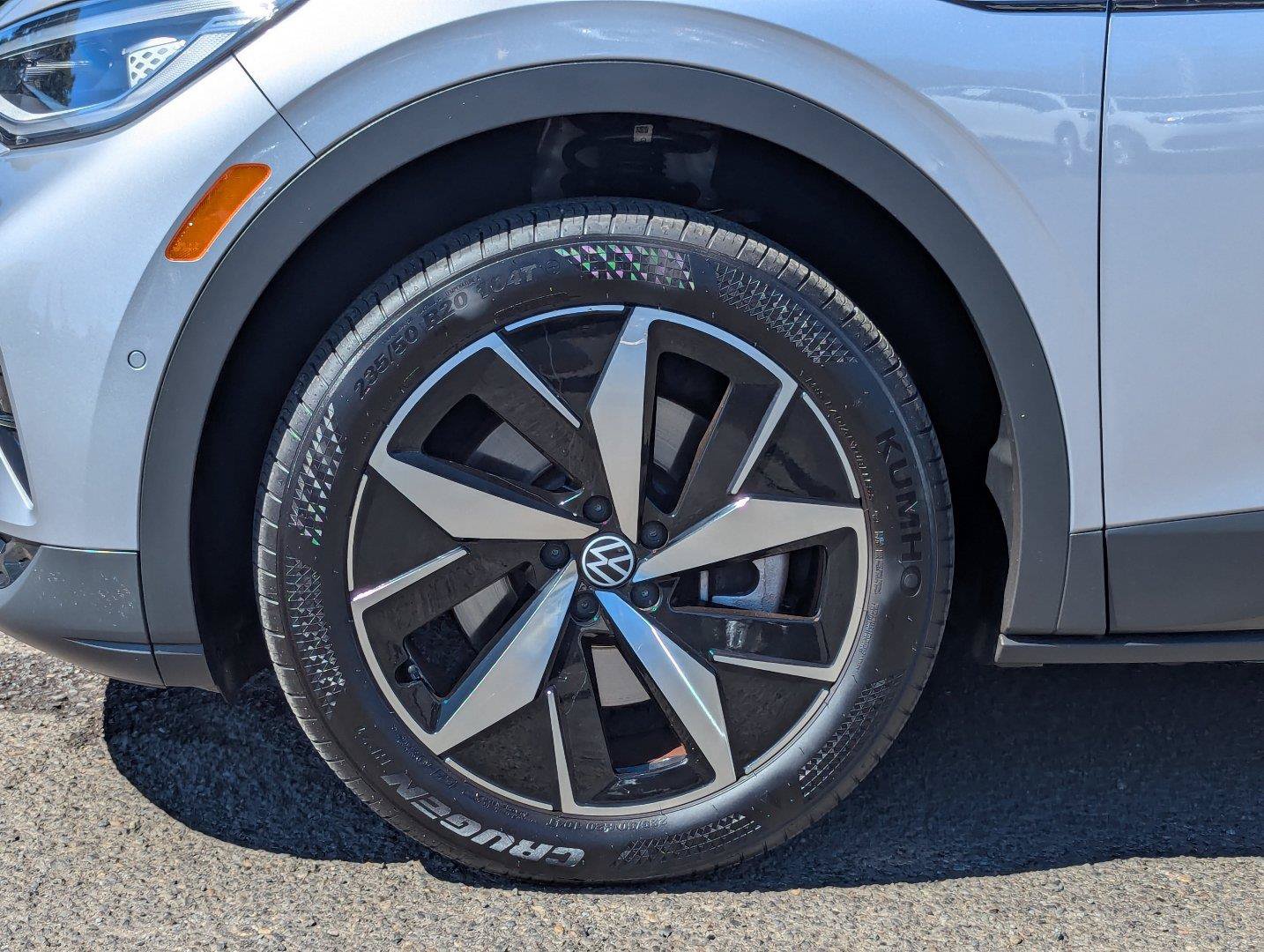 Used 2023 Volkswagen ID.4 Pro S AWD/4WD image 39