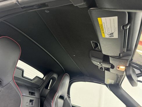 Used 2017 FIAT 124 Spider Abarth image 47