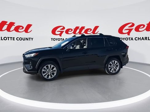 Used 2024 Toyota RAV4 XLE Premium image 4