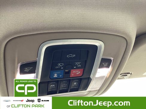 Used 2020 RAM 1500 Laramie image 27