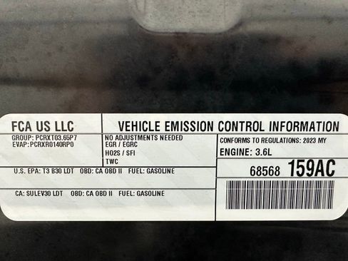 Used 2023 Chrysler Pacifica Touring-L image 72