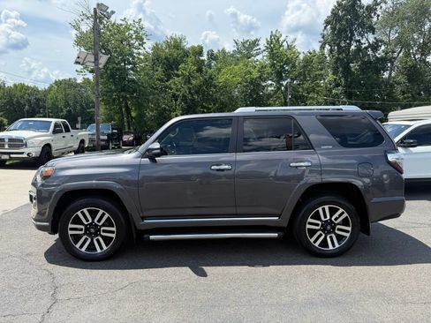 Used 2015 Toyota 4Runner Limited AWD/4WD image 4
