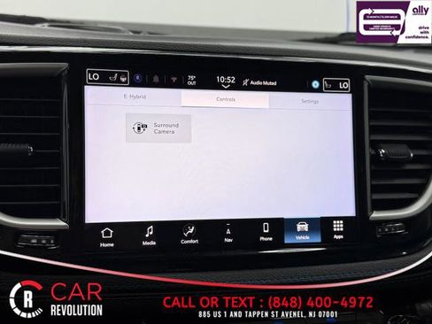 Used 2021 Chrysler Pacifica Touring-L image 30