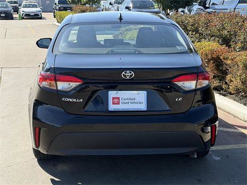 Certified 2025 Toyota Corolla LE image 6