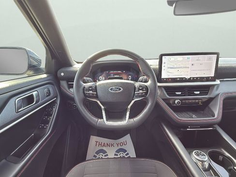 Used 2025 Ford Explorer ST-Line w/ Premium Package image 13