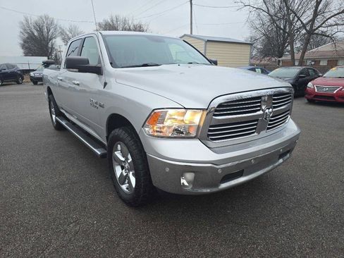 Used 2017 RAM 1500 Big Horn AWD/4WD image 3