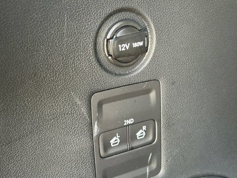 Used 2025 Hyundai Palisade SEL FWD image 12