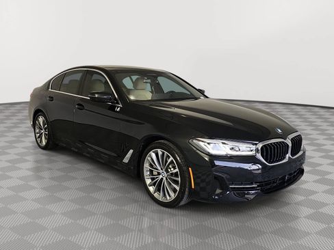 Used 2022 BMW 530i RWD image 2