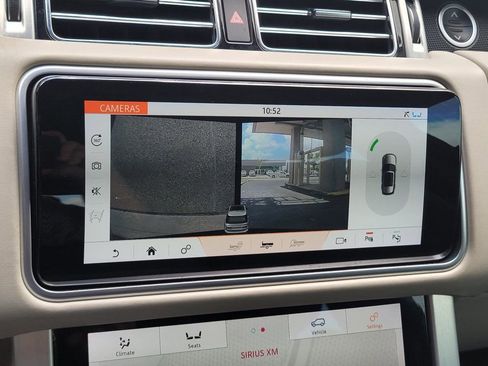 Used 2020 Land Rover Range Rover Long Wheelbase HSE image 20