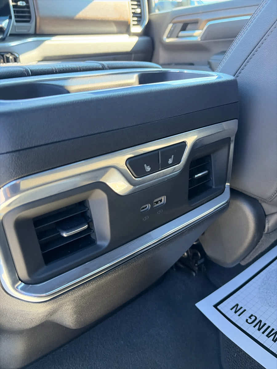 Used 2024 Chevrolet Silverado 2500 High Country w/ Midnight Edition AWD/4WD image 36