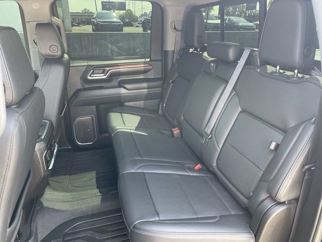 Used 2024 GMC Sierra 2500 Denali w/ Denali Reserve Package AWD/4WD image 22