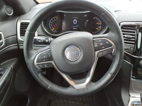 Used 2019 Jeep Grand Cherokee Limited image 23