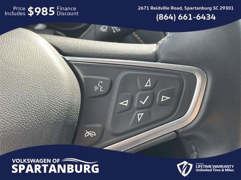 Used 2023 Chevrolet Equinox Premier image 21