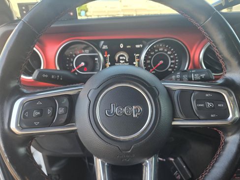 Used 2021 Jeep Wrangler Unlimited Rubicon AWD/4WD image 26