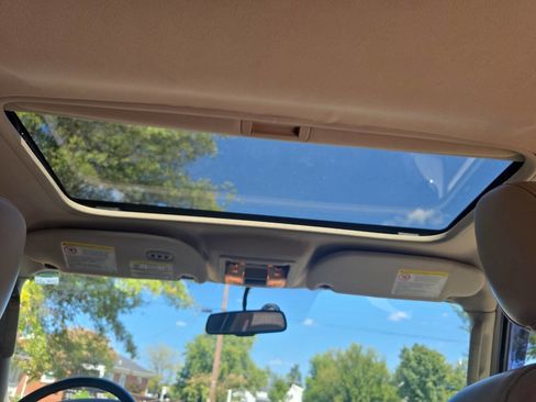 Used 2012 Ford Expedition EL Limited image 18