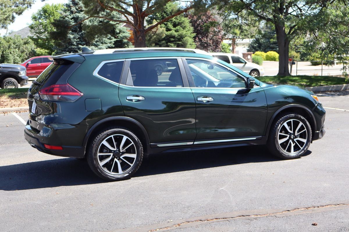 Used 2019 Nissan Rogue SL w/ Premium Package AWD/4WD image 4